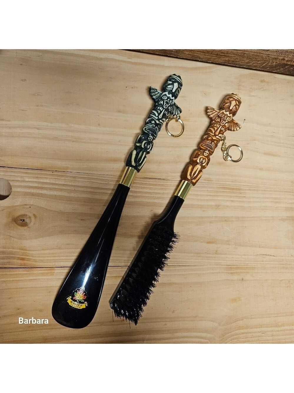 Vintage Shoe Horn and Brush Banff Souvenir Totem Pole Set
